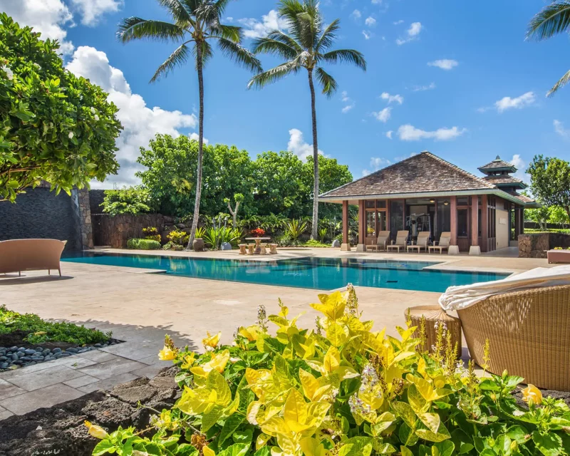 Aliomanu Beachfront Estate