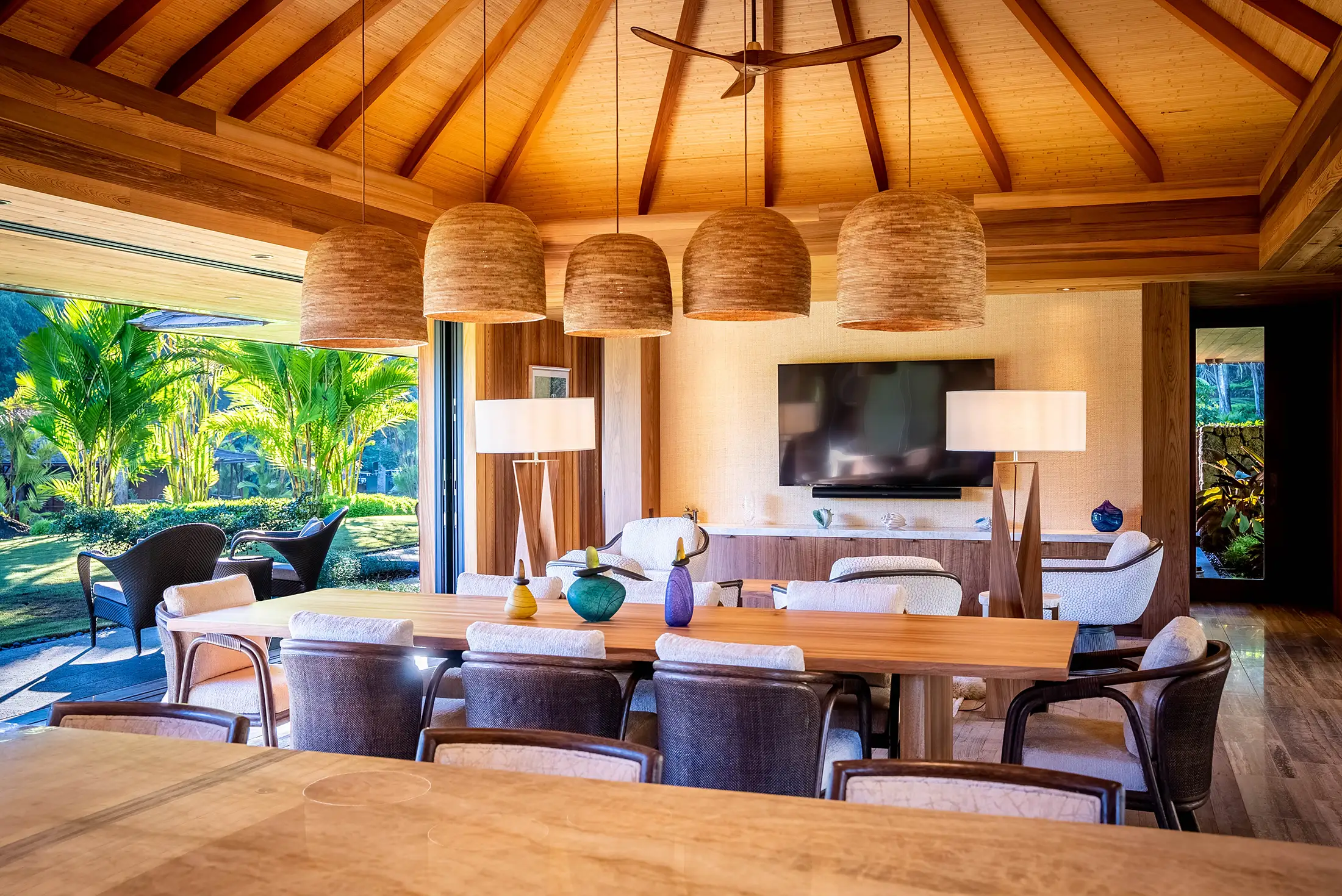 Custom Home in Kilauea Dining Area